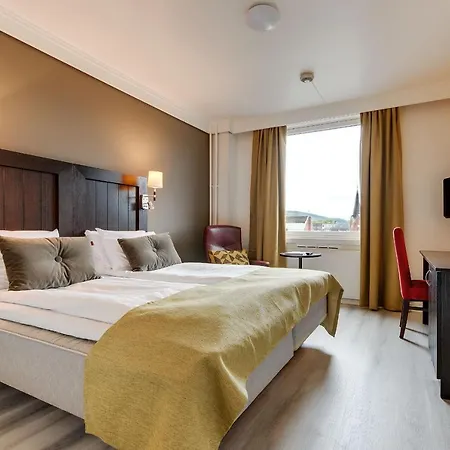 Vic Hotel