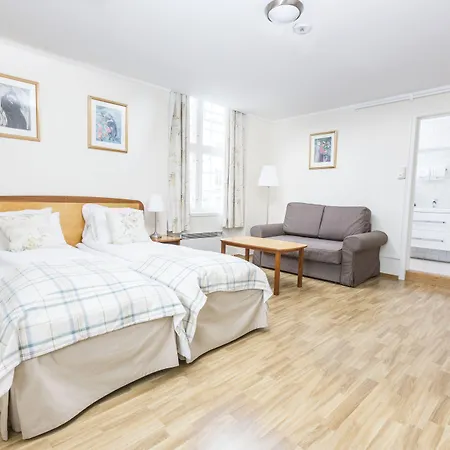 Hotel Vic 3*