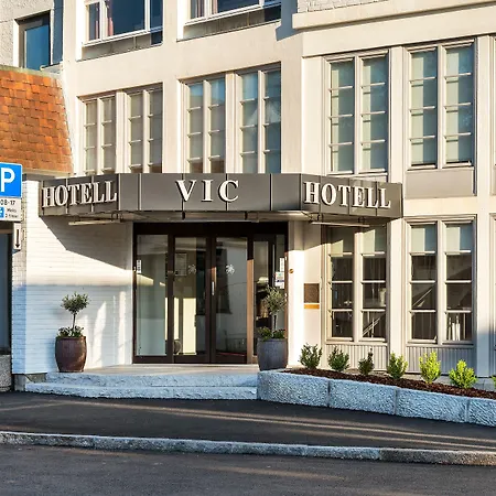 Отель Vic 3*