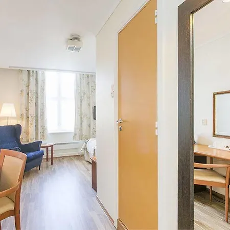 Vic Hotel 3*